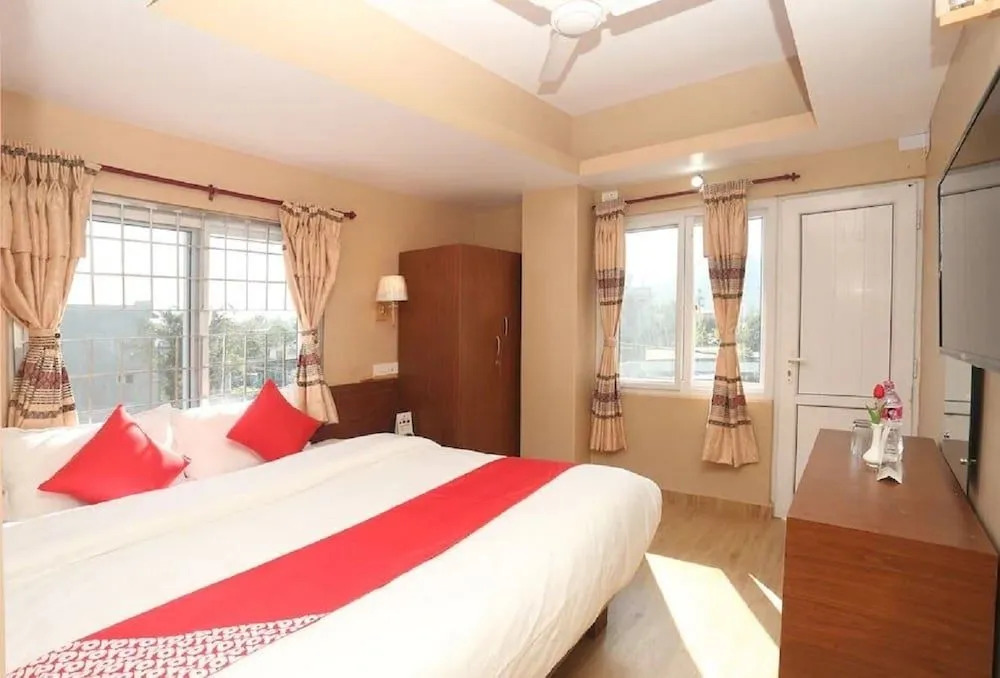 Oyo 714 Hotel Om