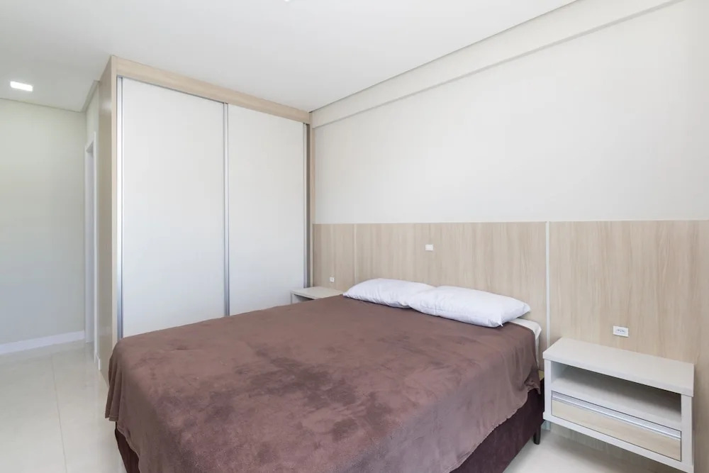 Apartamento 2 Dormitórios a 80 Metros do Mar