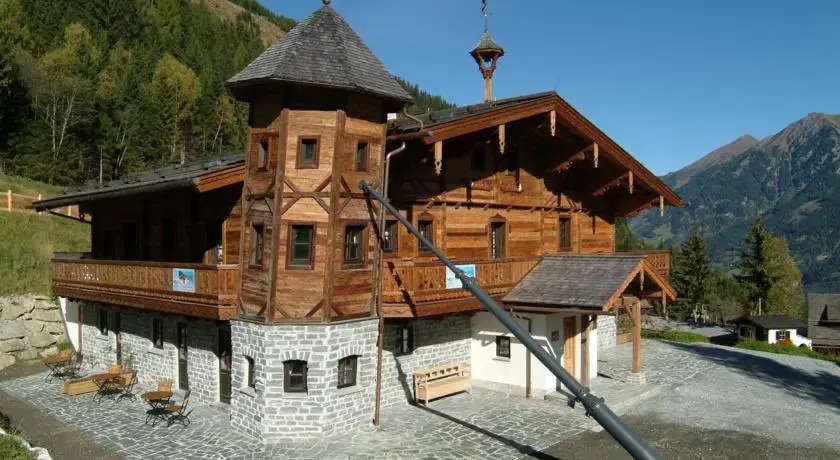 MONDI Schiefe Alm Gastein