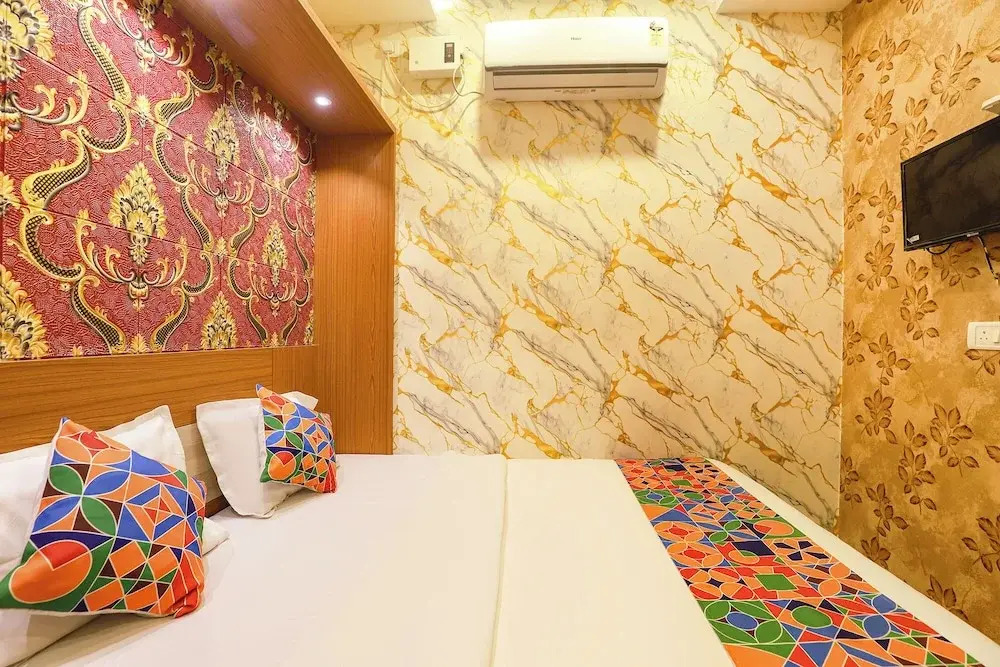 FabHotel Joy Residency