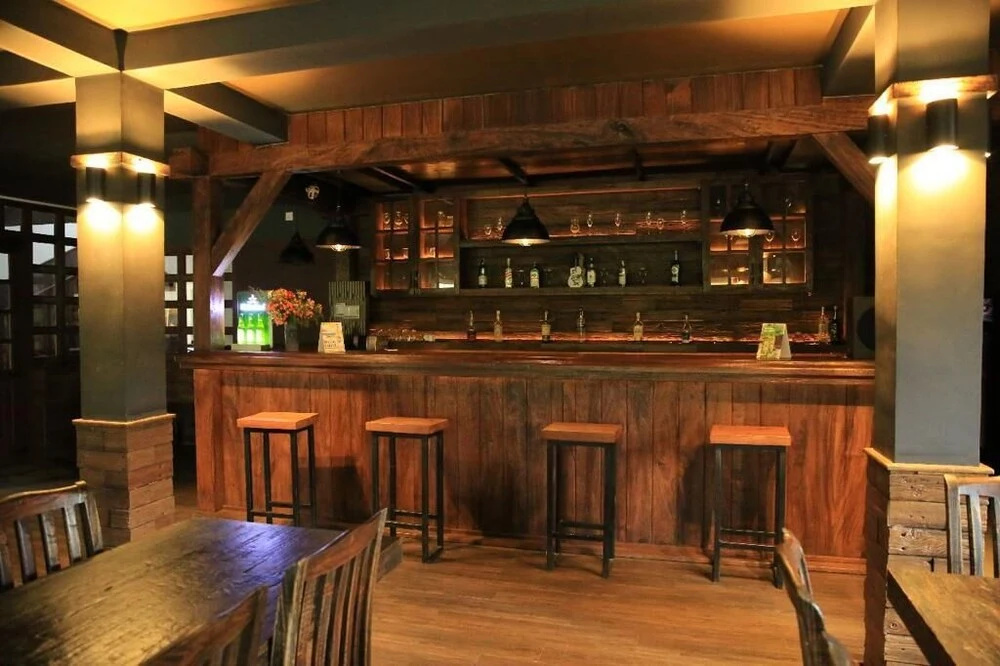 Pedro Barn Hotel at Little England Cottages