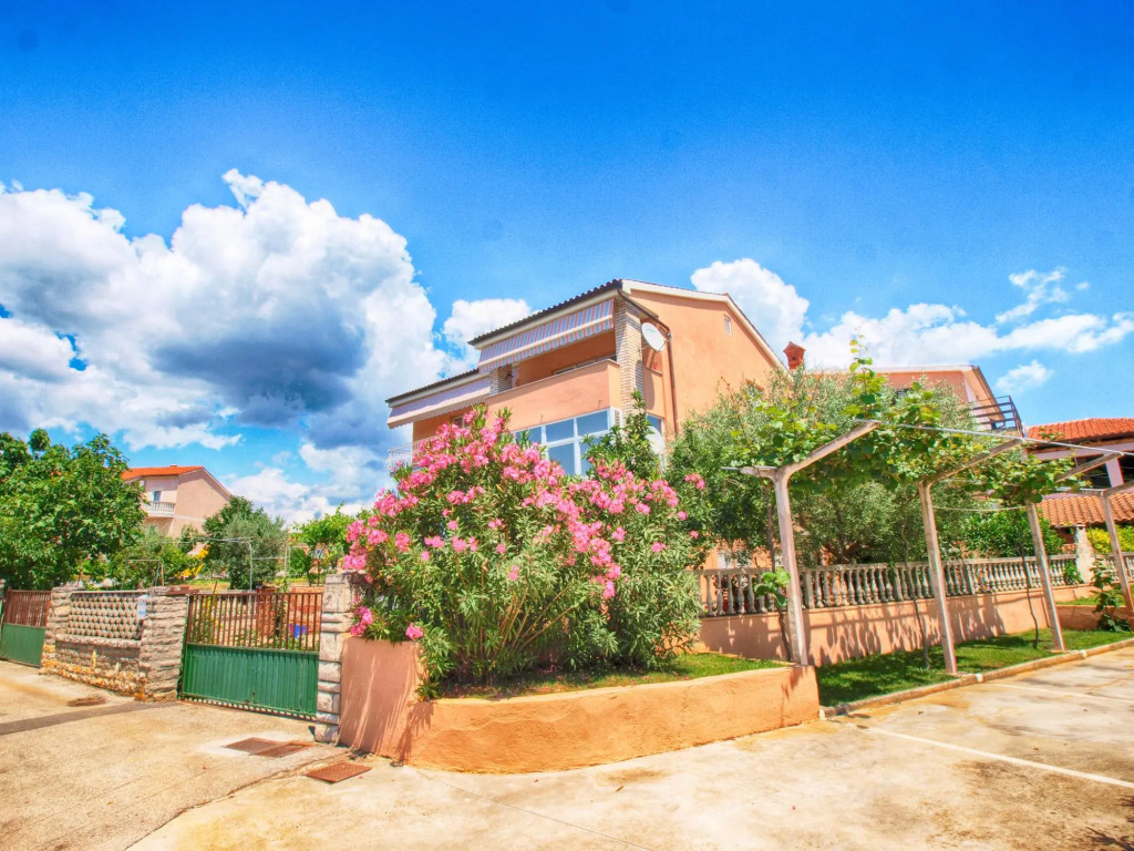 Apartment 603