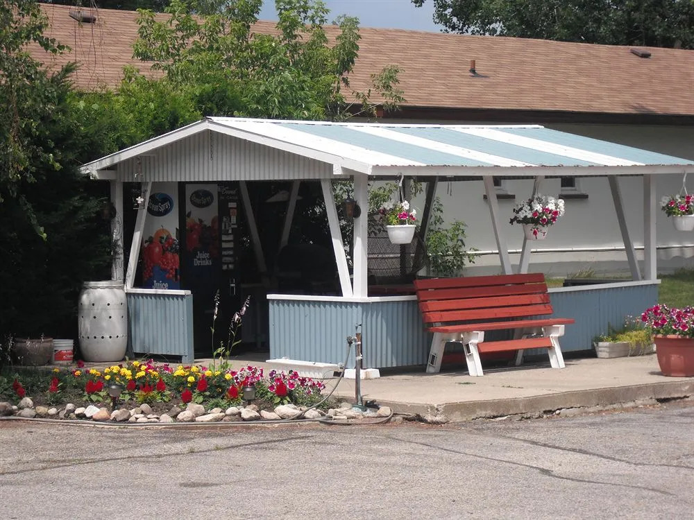 Bluewater Motel