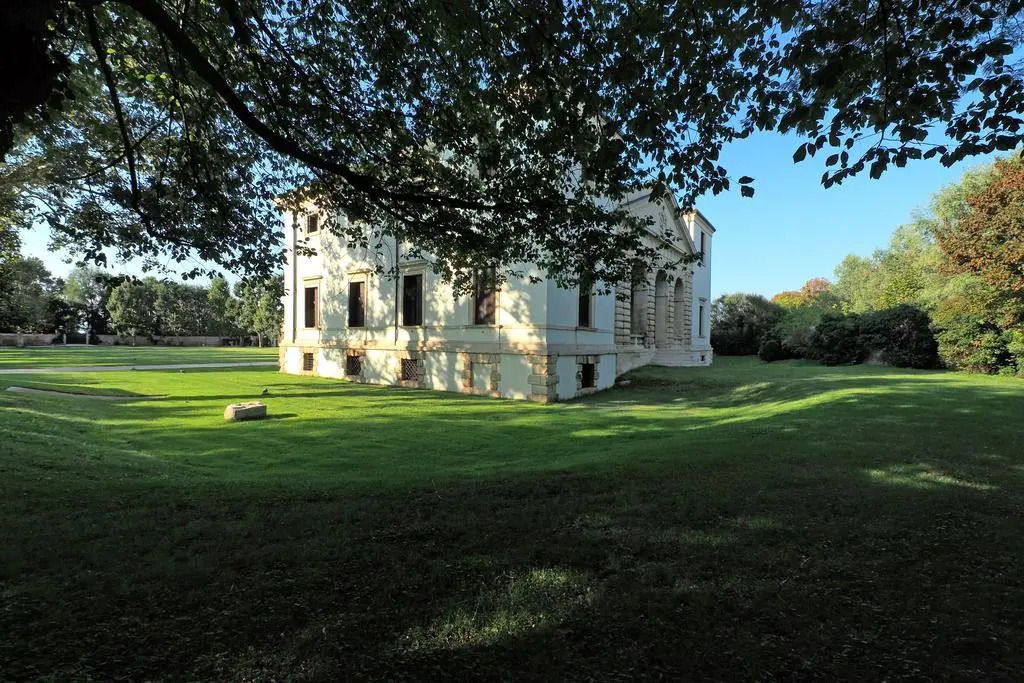 La Barchessa di Villa Pisani