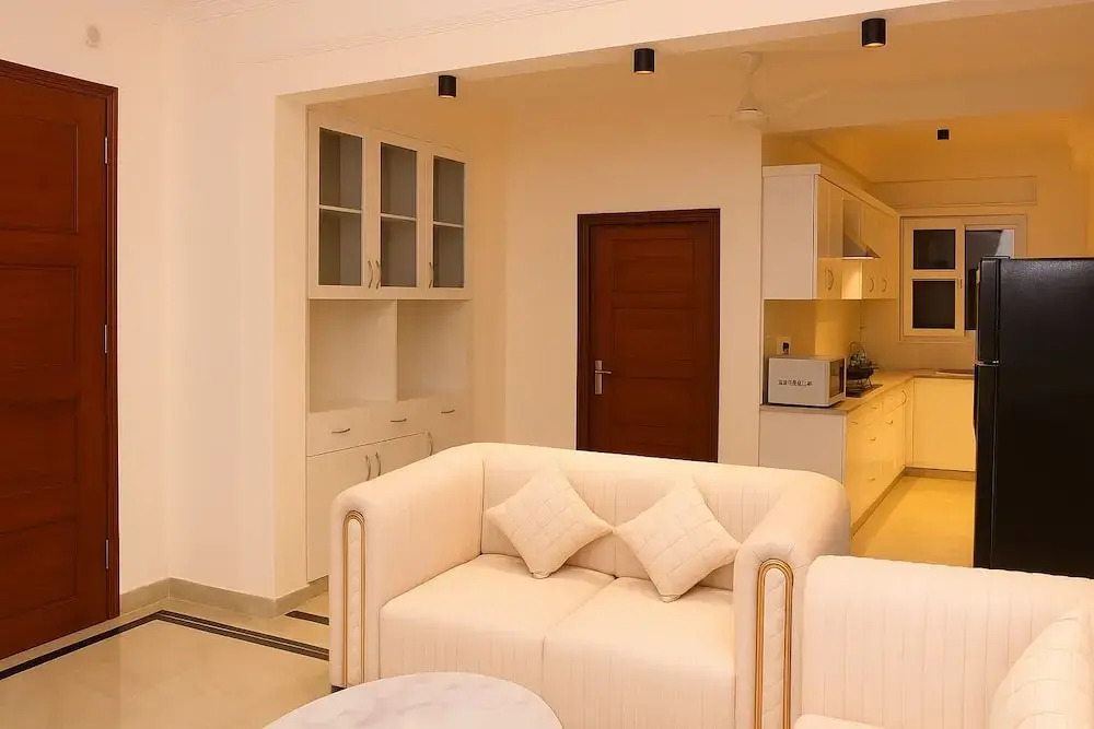 LetStay Vasantkunj Delhi