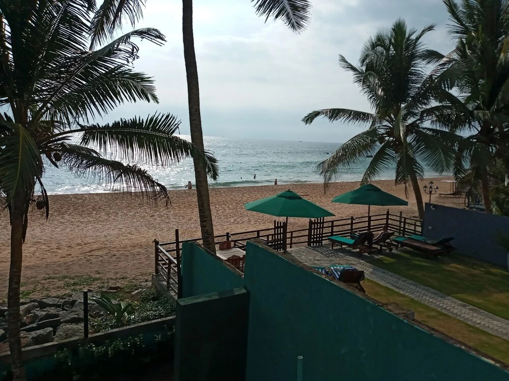 New SeaSide Inn Hikkaduwa