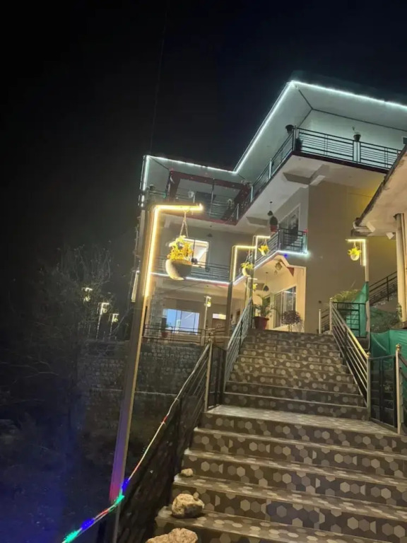 Goroomgo Paradise Inn Dharmsala