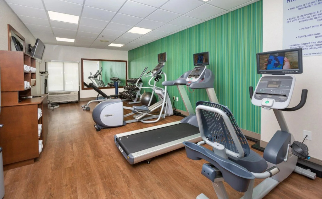 Holiday Inn Express Hotel & Suites Jacksonville-South by IHG
