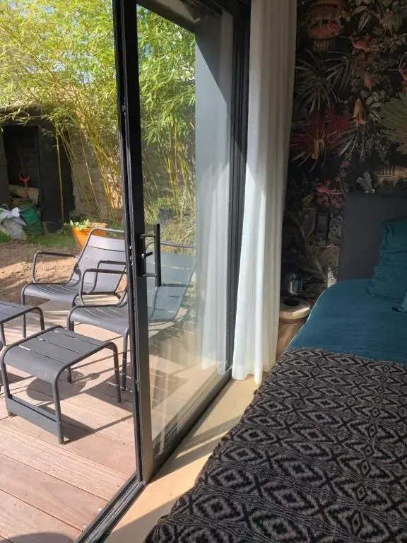 Adorable Guest House Au Calme a 3 Min du Port (Adults Only)