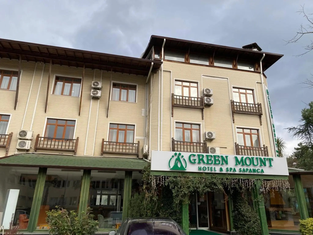 Green Mount Hotel