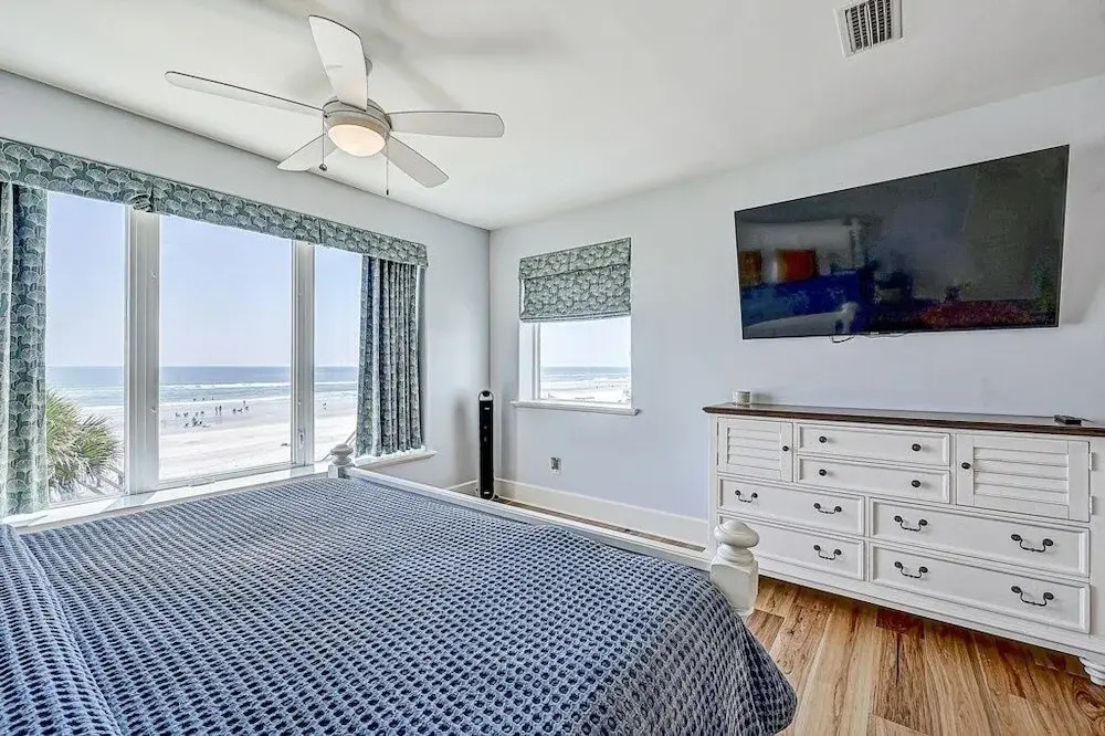Ocean Paradise 4 Bedroom Home