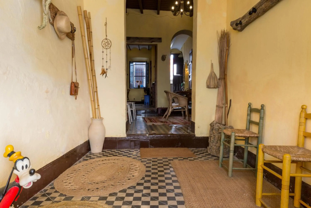 Casa centenaria con encanto