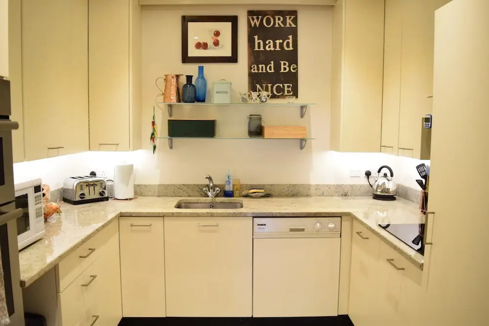 2 Bedroom Apartment With Garden Near Maida Vale