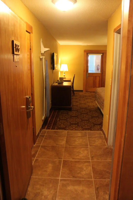 Whalers Inn and Suites