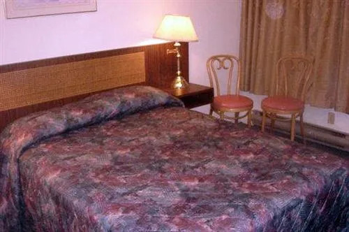 Three Diamond Inn