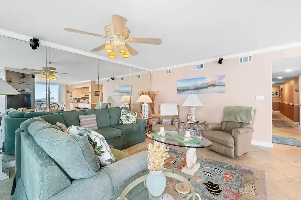 Seaspray Riverside 611