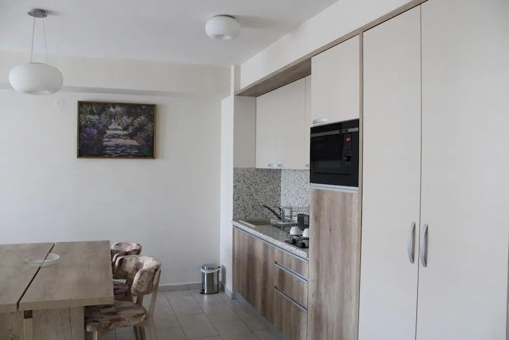 Capitоl Suites & Apartments