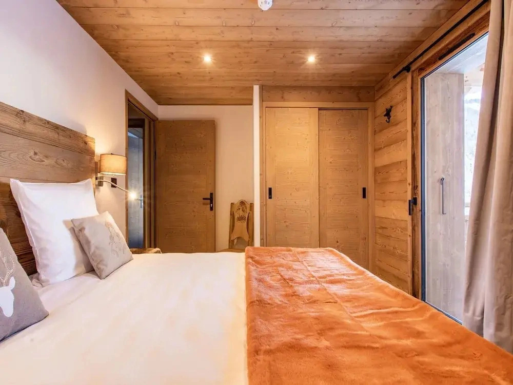 Chalet in Champagny by Ski Slopes
