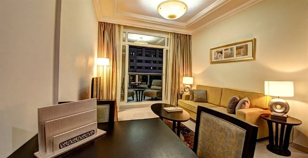 White Feather Hotel Apartments