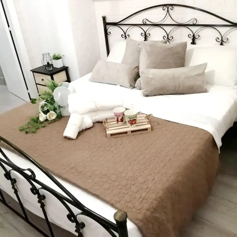 Apartment with One Bedroom in Palermo, with Wifi - 10 Km From the Beach