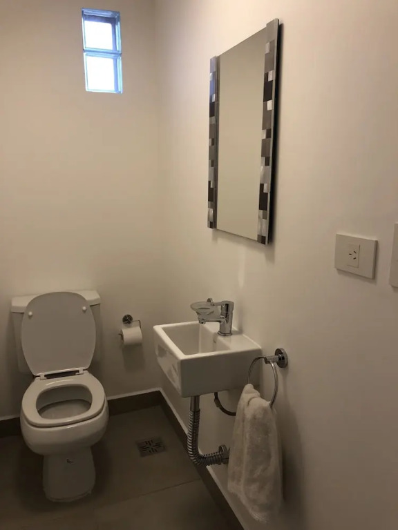 Deluxe 2bedr Apartment With Balcony