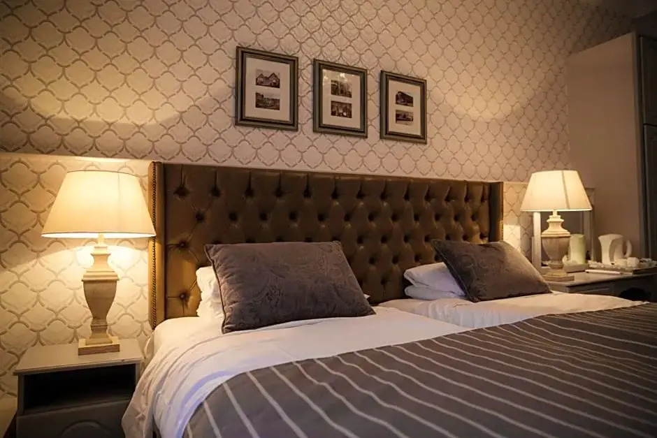 Doolys Hotel