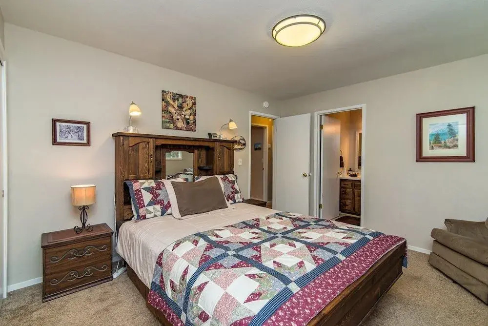 Cozy 2BD South Lake Tahoe by RedAwning