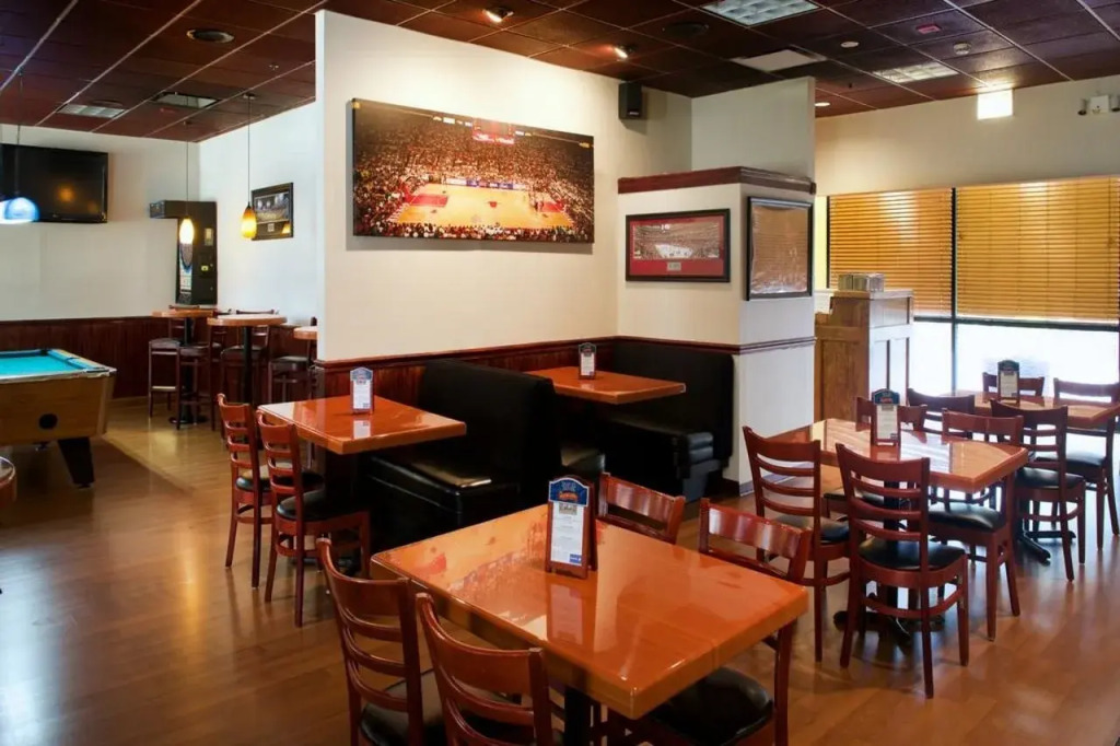 Holiday Inn & Suites Chicago-Downtown by IHG