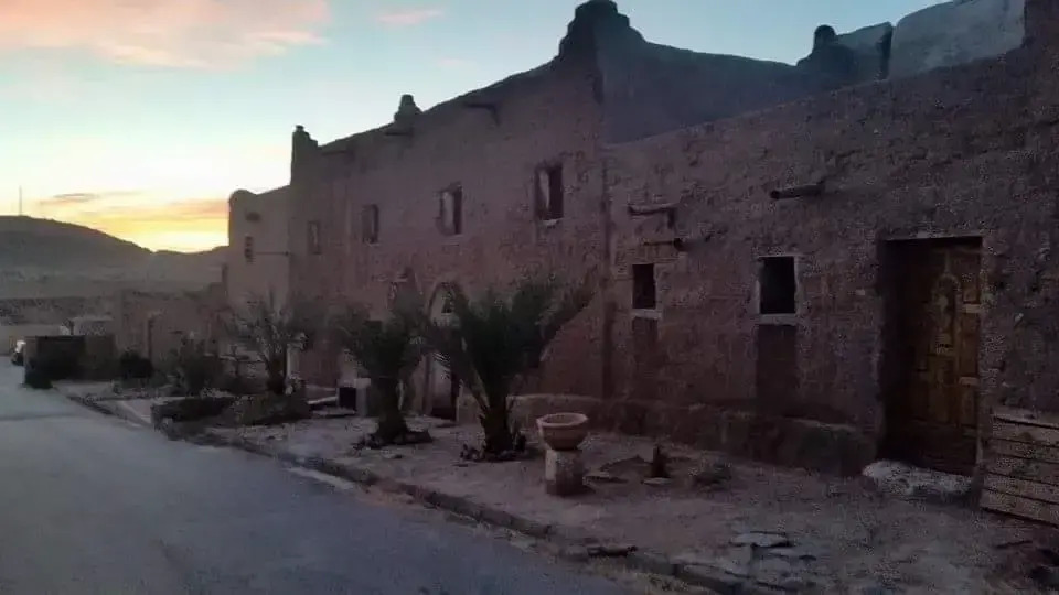 Dar La Taghitoiz