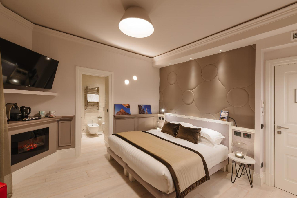 Rhea Silvia Luxury Navona
