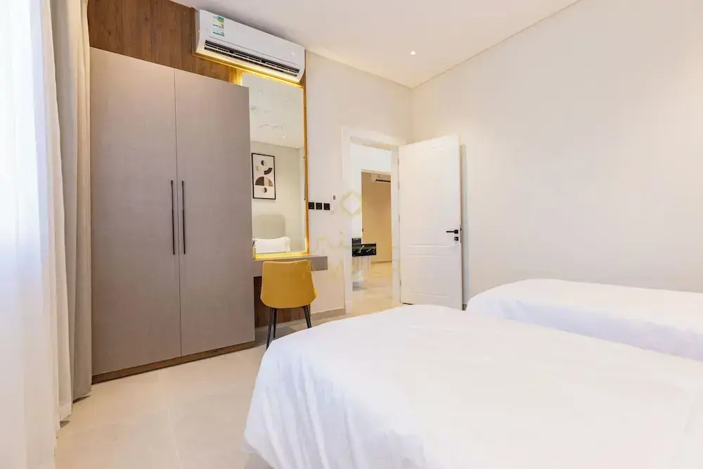 Amber Hospitality - Al Rawdha