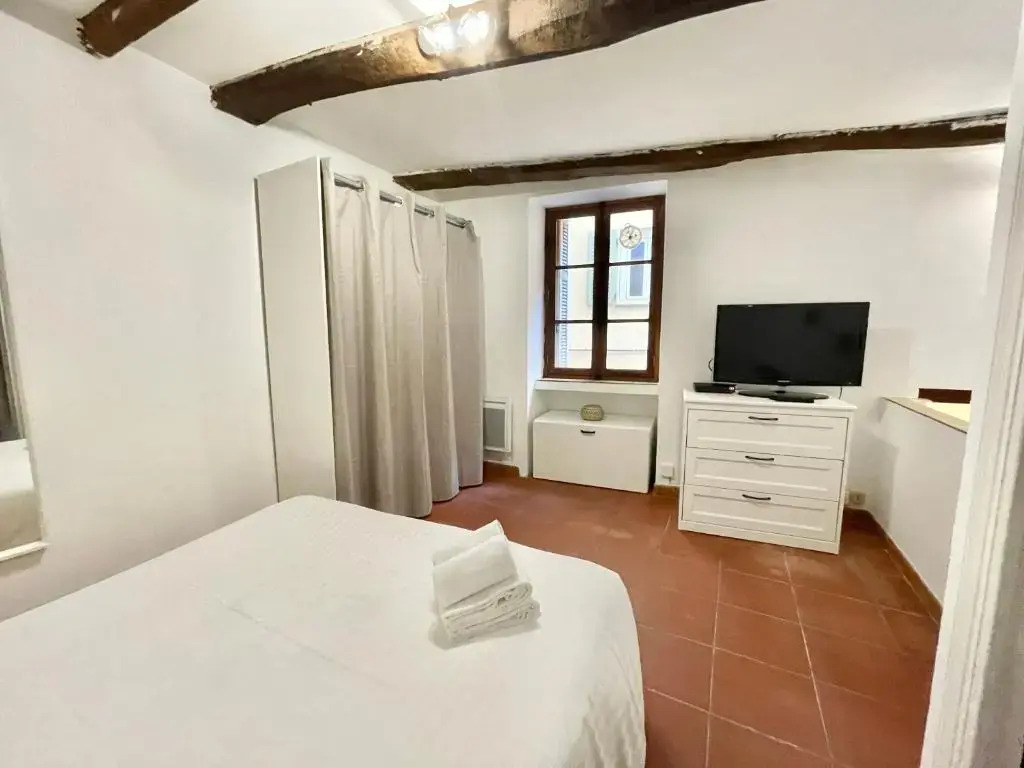 Acquassoma 2 pieces Vielle Ville