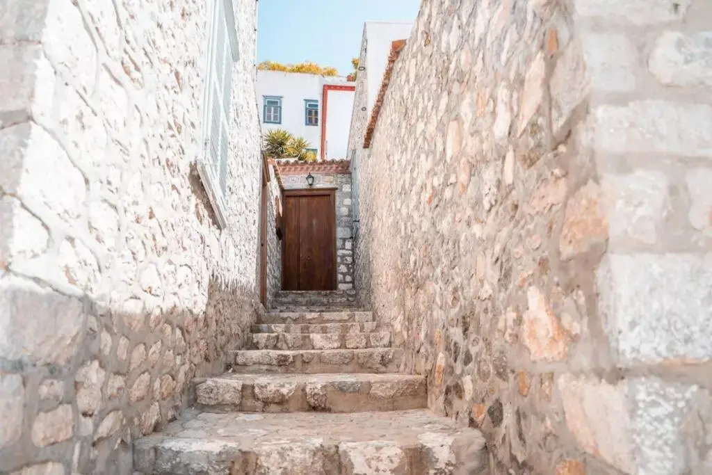 Sunset Studio - Hydra Dream Houses