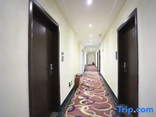 Yuquan Business Hotel