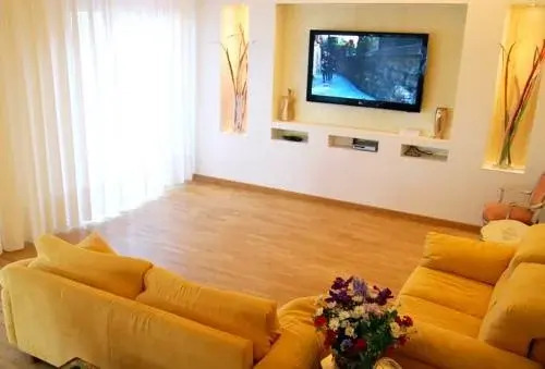 Hotel Eden