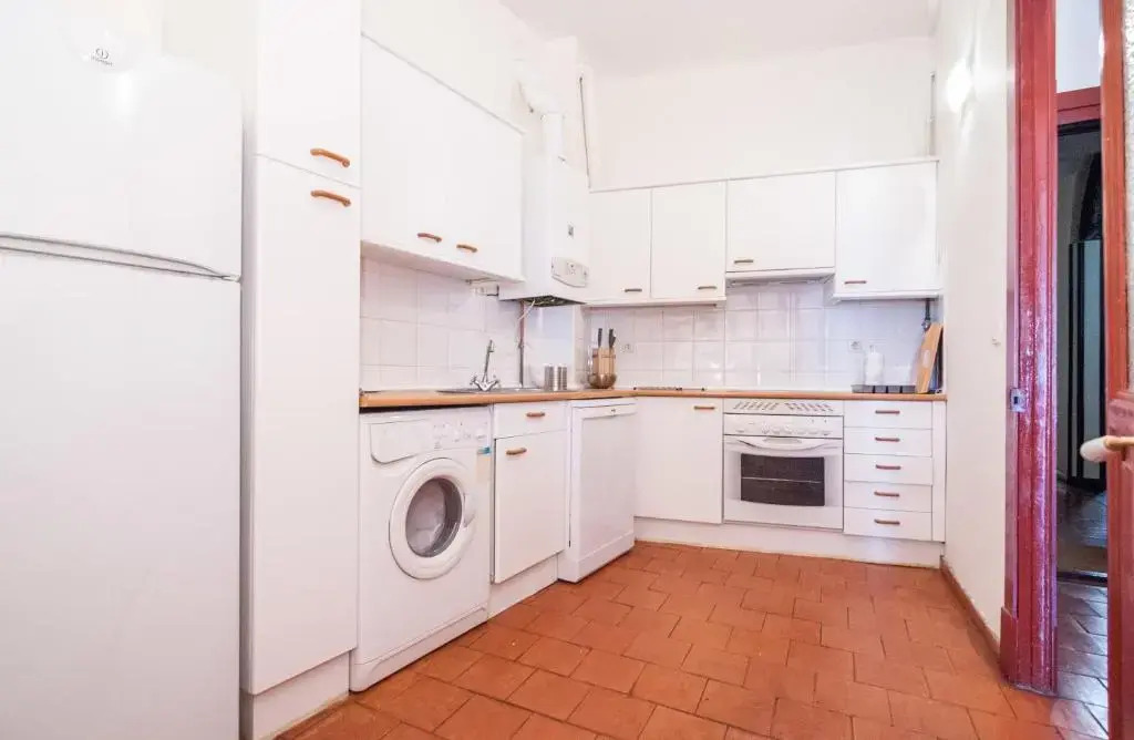 Apartamentos Madrid Centro B