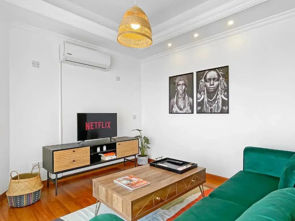 180  SEAVIEW Apt. right on famous beach promenade