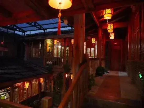 Aruo Luoqiong · Arcadian | Cloud Warmth Diffused Oxygen Boutique Stay (Shangri-La Dukezong)