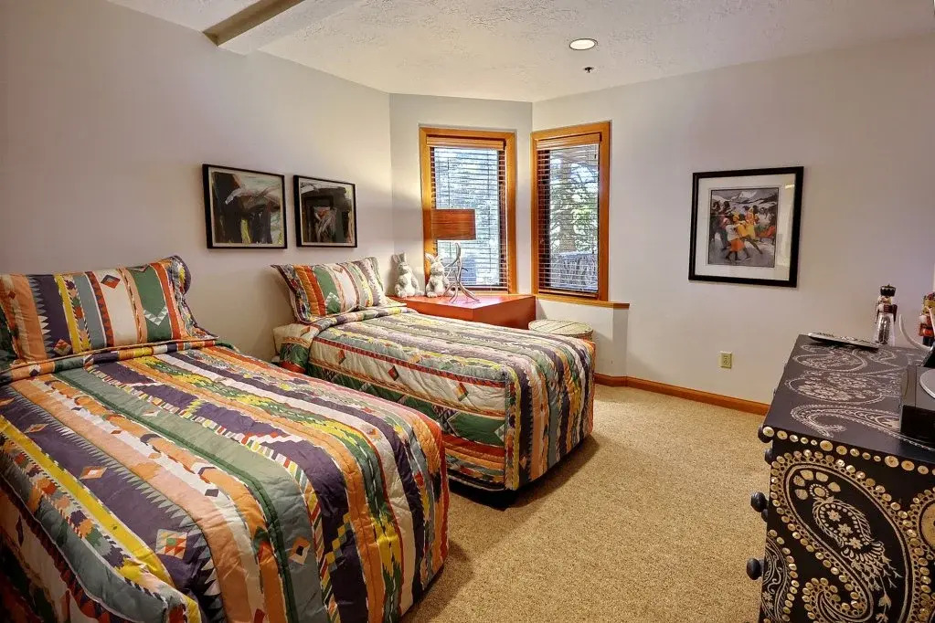 Abode at the Ridge