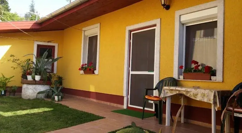 Zách Klára utcai Apartman