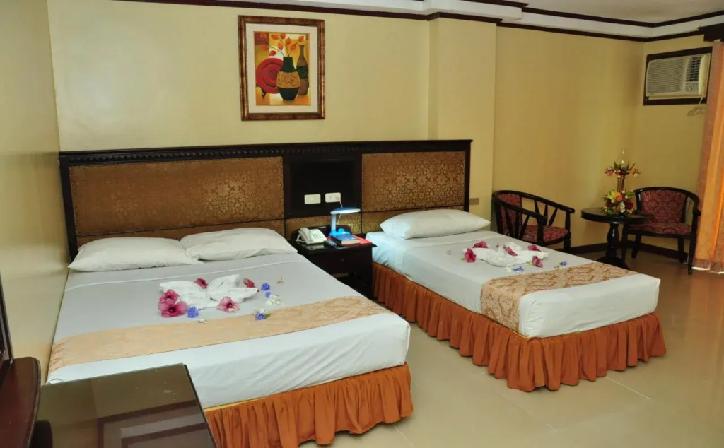 Bohol Plaza Mountain Resort and Restaurant
