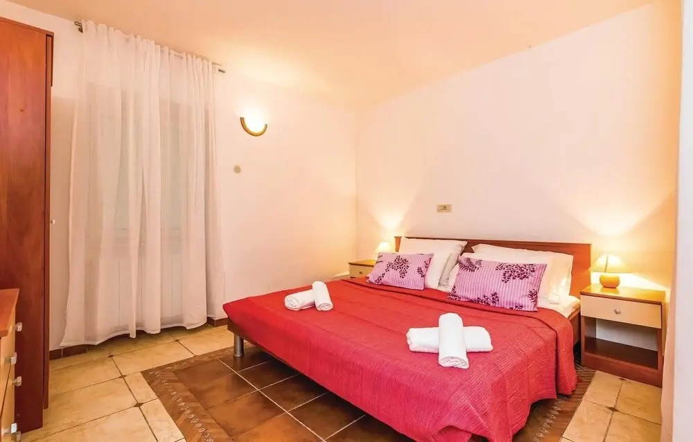 Stunning Home in Crikvenica With 5 Bedrooms and Wifi