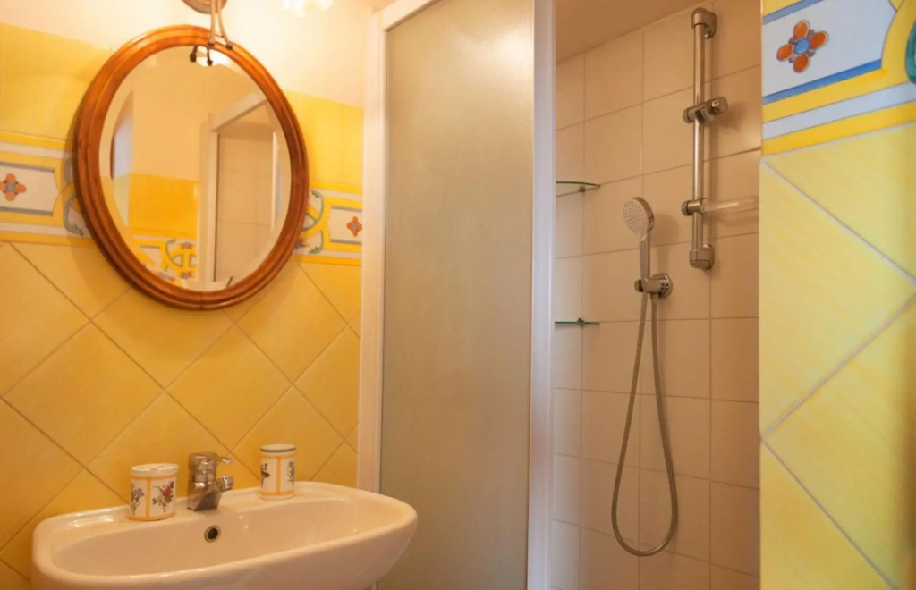 Historic house sleeping 8 with triple services in the center of Portoferraio with large terrace over-LA TERRAZZA DI NAPOLEONE
