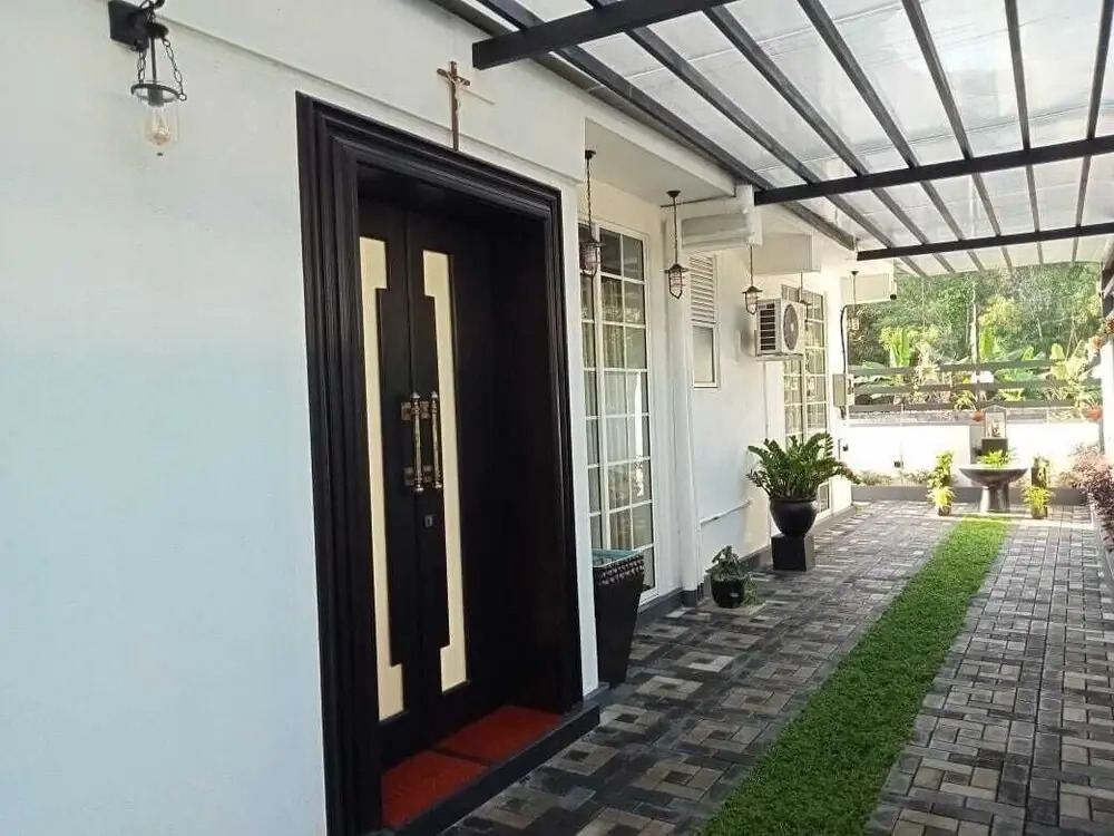 Airport Faith Hotel