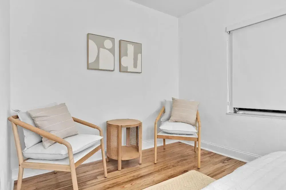 Stylish & Modern 4BD Home