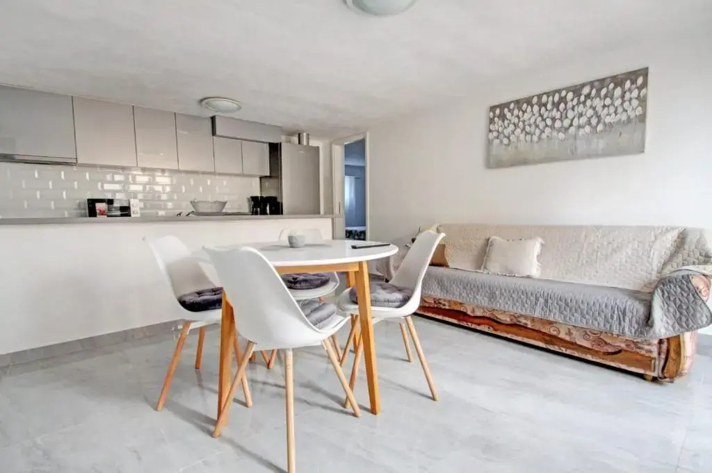 Apartments Kondrić
