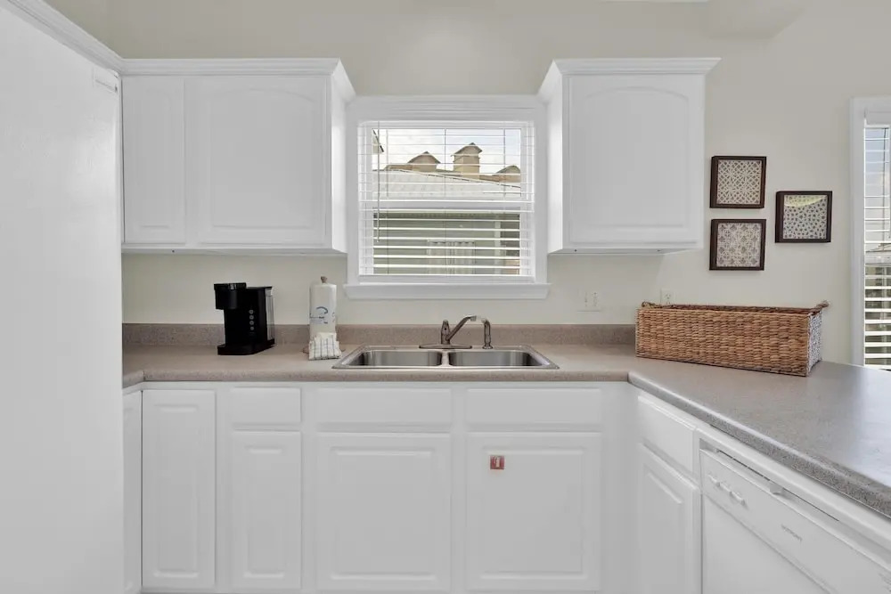Spinnaker Pointe 3b 3 Bedroom Duplex by RedAwning