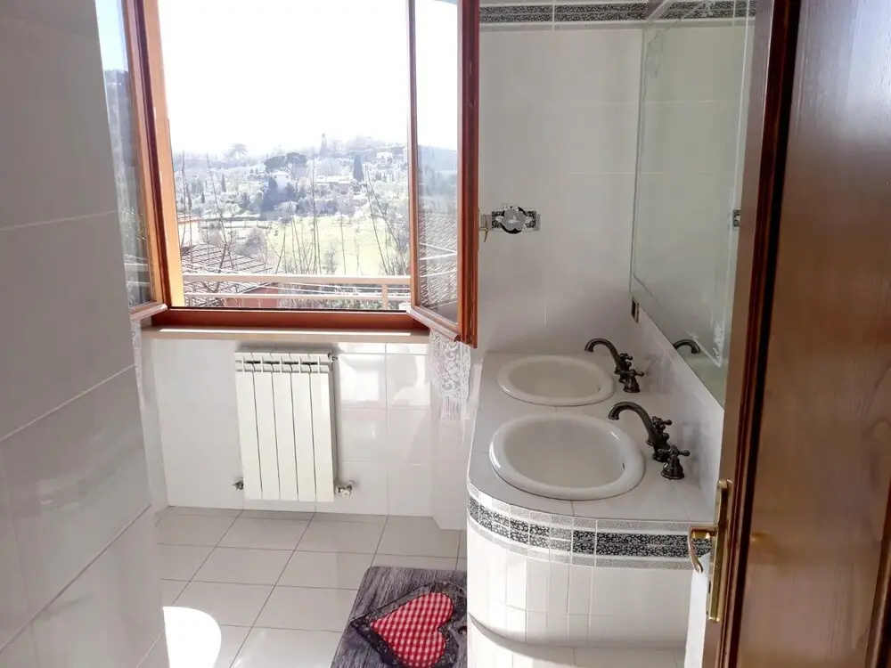 Apartment With 2 Bedrooms in Montepulciano, With Wonderful Mountain View and Balcony