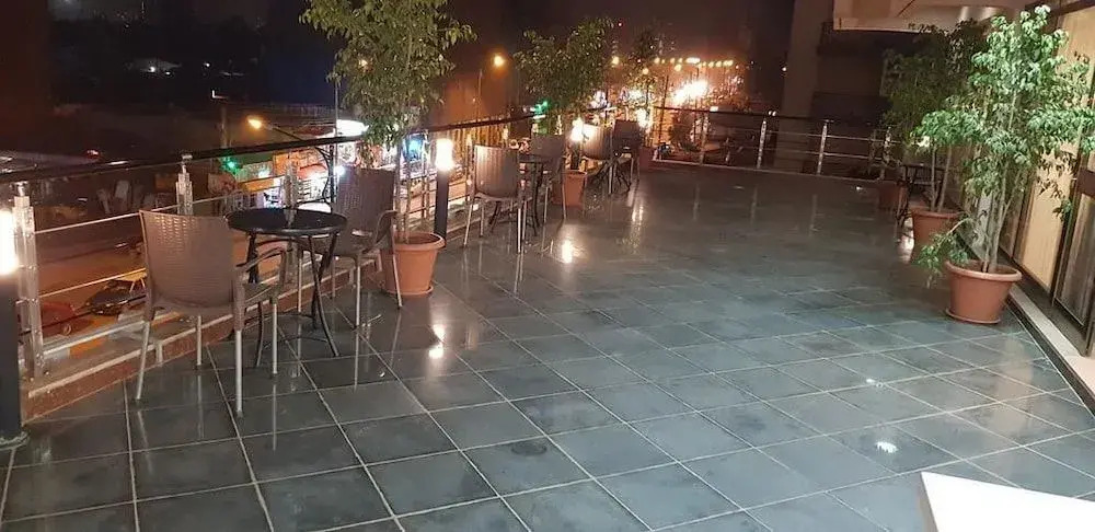 Mosy Hotel