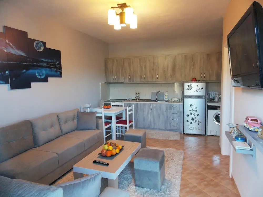 Blue Moon Apartments